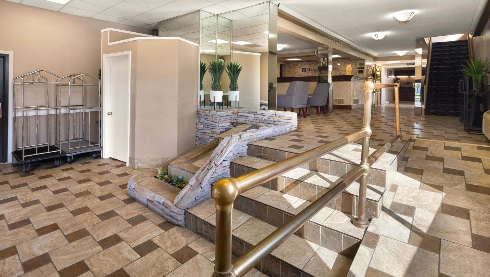 Magnuson Hotel Detroit Airport Romulus Exterior foto